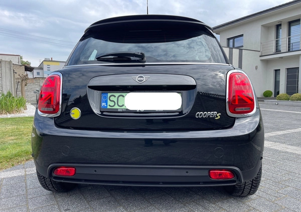 MINI Cooper cena 88558 przebieg: 13000, rok produkcji 2021 z Częstochowa małe 704